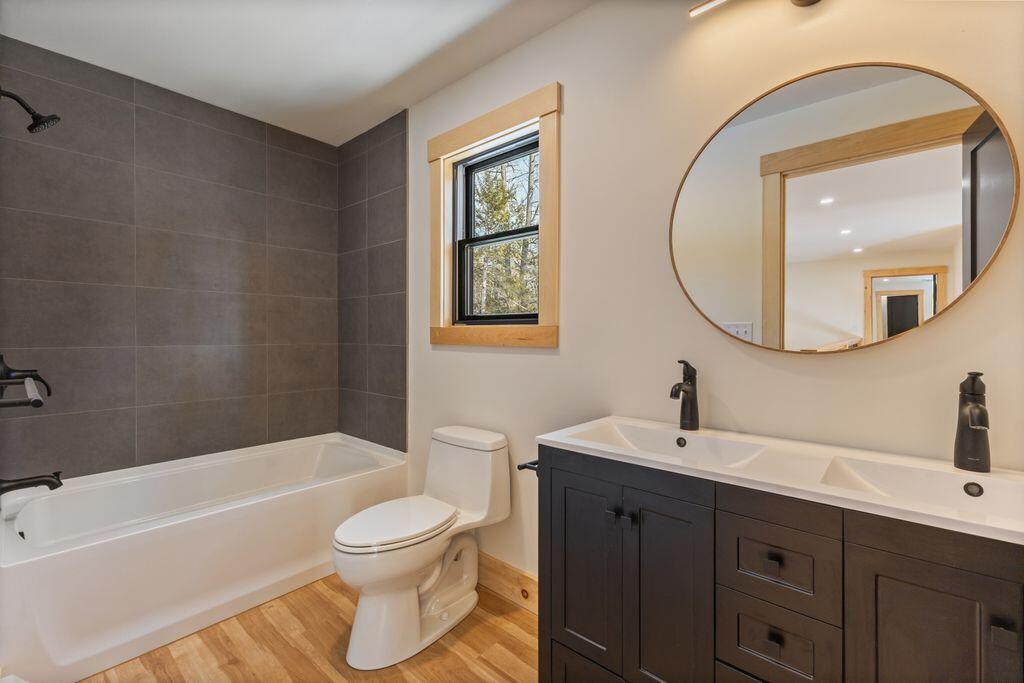 62 East Point Way, Norway, ME, 04268