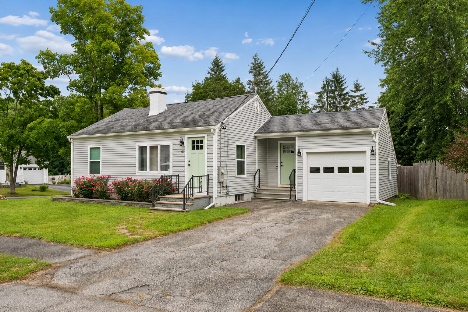 Photo of 41 Raymond Road Portland ME 04102
