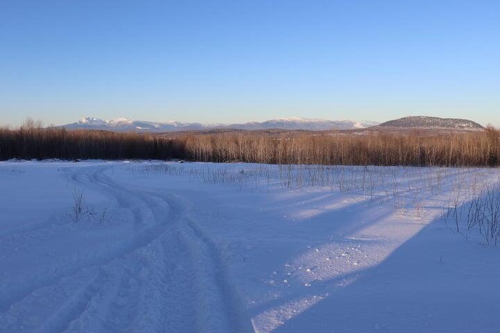 Katahdin view2 130 Schoolbus L