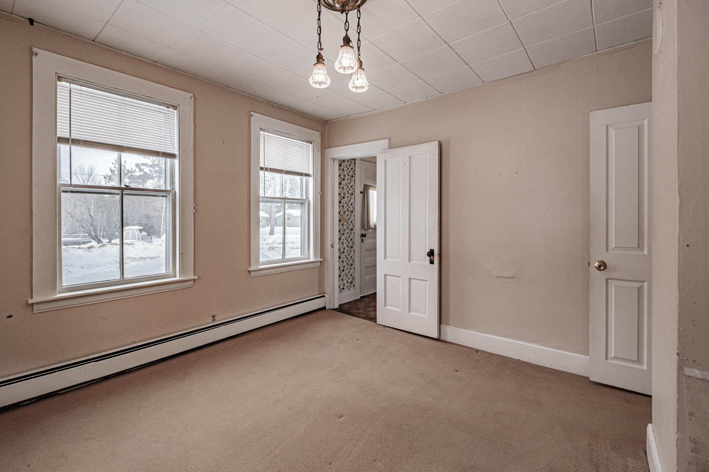 21 Pleasant Road, Greenwood, ME, 04255-3033