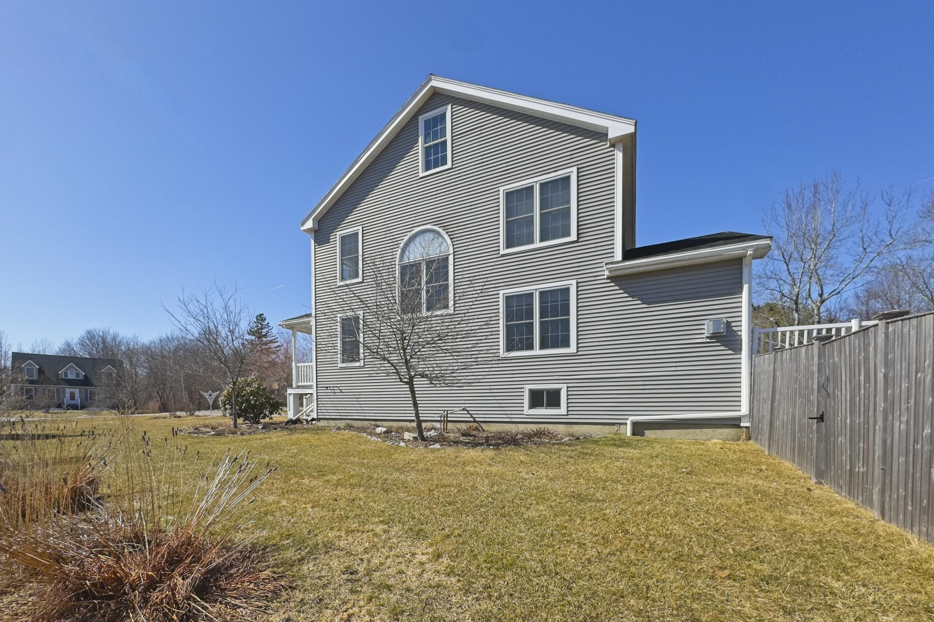 36 Bobolink Lane