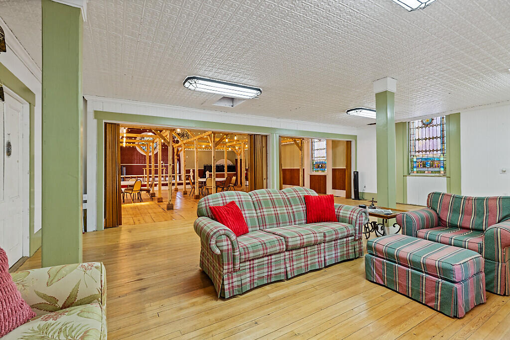 83 Main Street, Phillips, ME, 04966