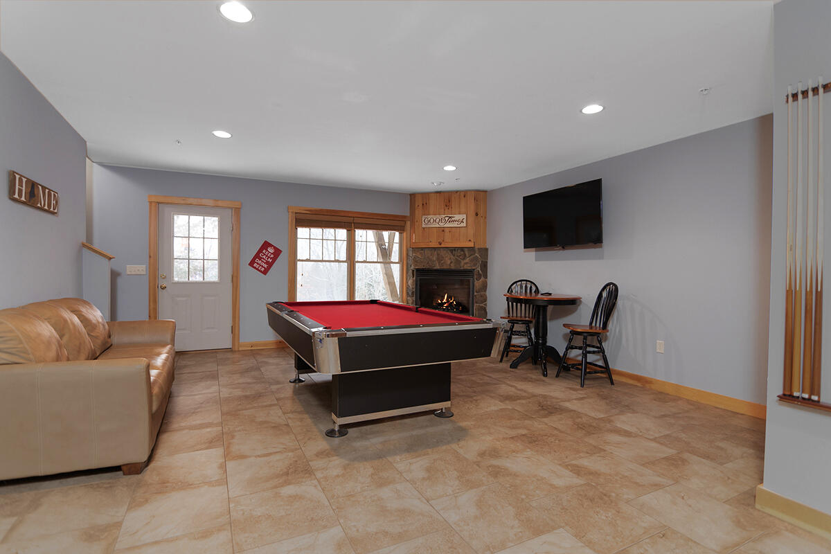 5022 Black Bear Run UNIT 22, Carrabassett Valley, ME, 04947