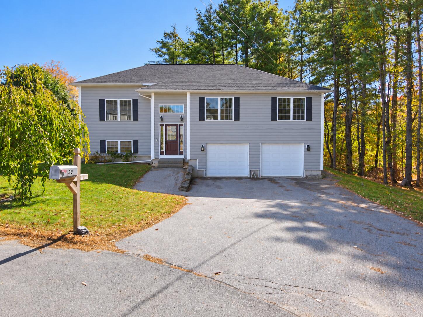 Photo of 39 Deer Pond Lane Bangor ME 04401