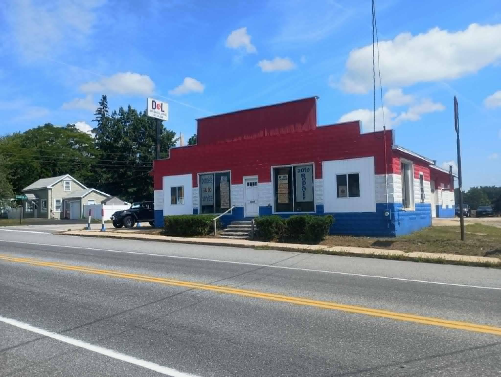 Photo of 1094 Main Street Sanford ME 04073