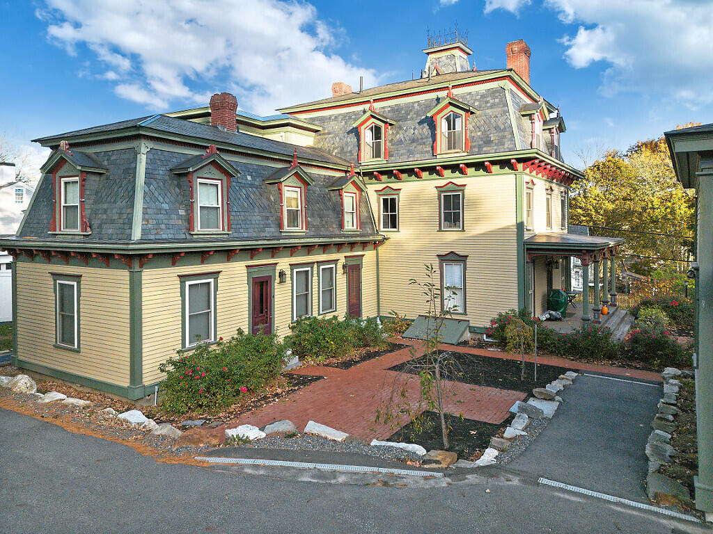 15 Middle Street UNIT 3, Hallowell, ME, 04347