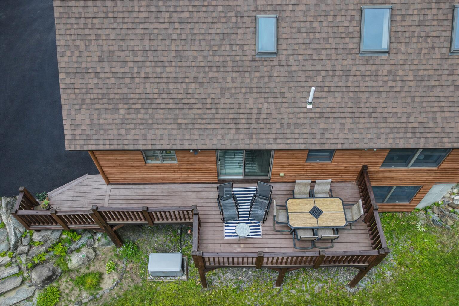 27 Independence Drive