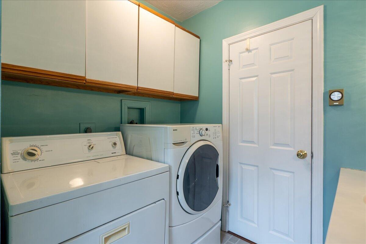 200 Mistic Avenue, Rockport, ME, 04856