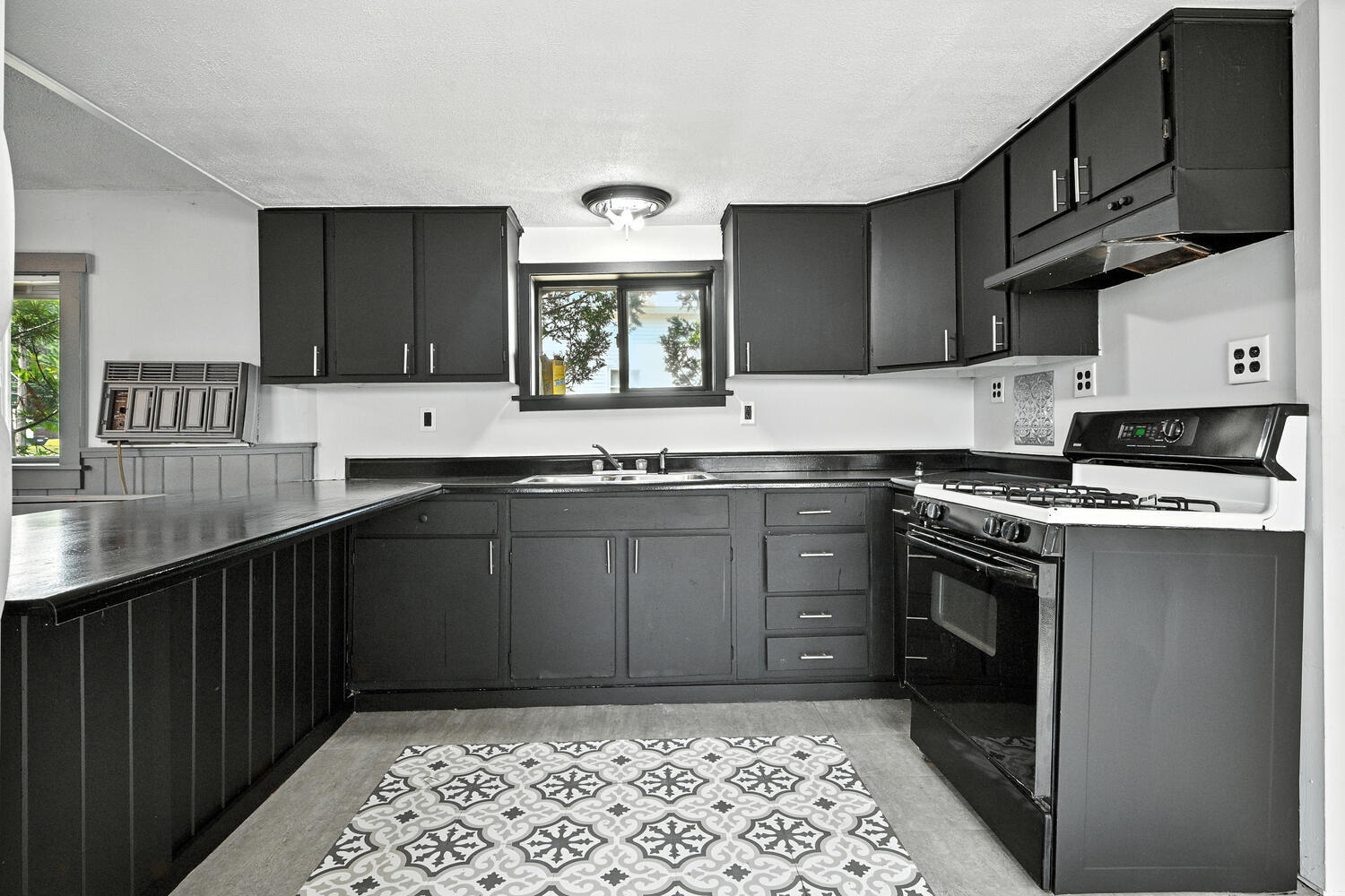 377 Main Street, Kingfield, ME, 04947