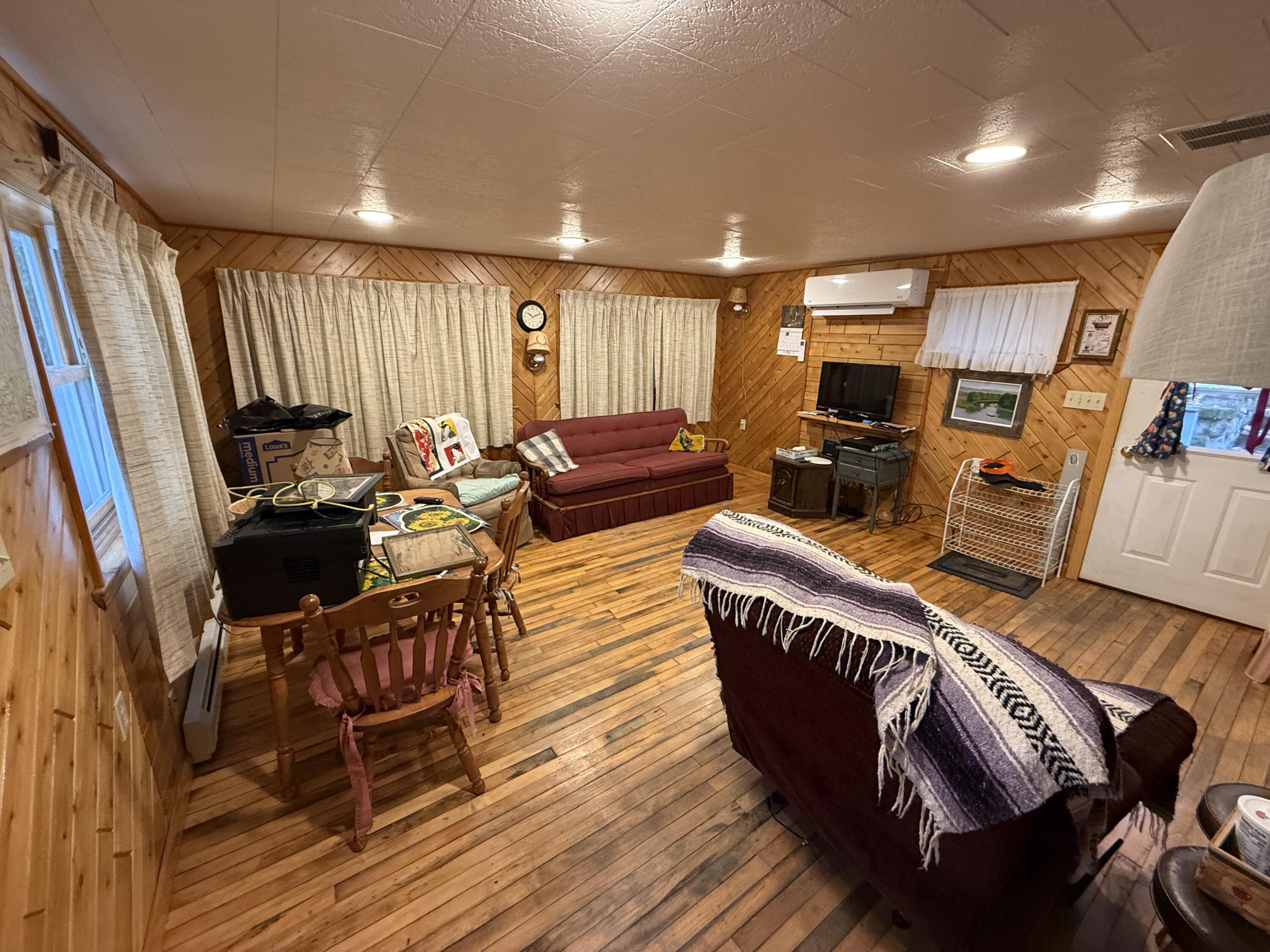 55 Mcnelly Road, Island Falls, ME, 04747