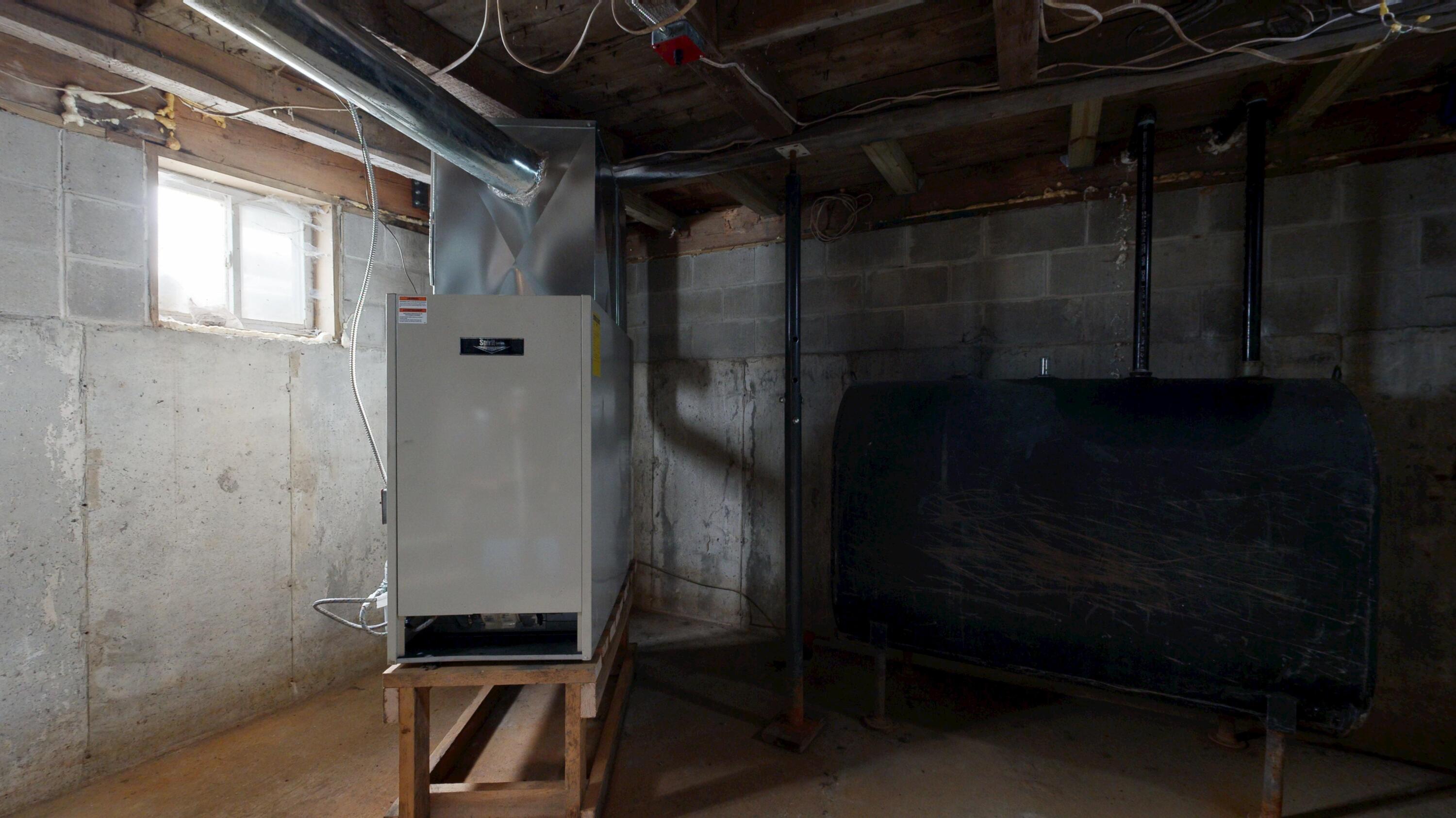 3950 W River Road, Sidney, ME, 04330