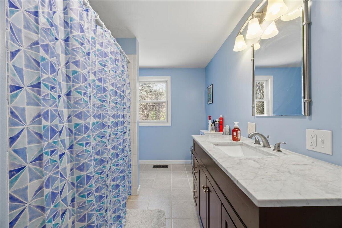 9 Ranwall Avenue, Saco, ME, 04072