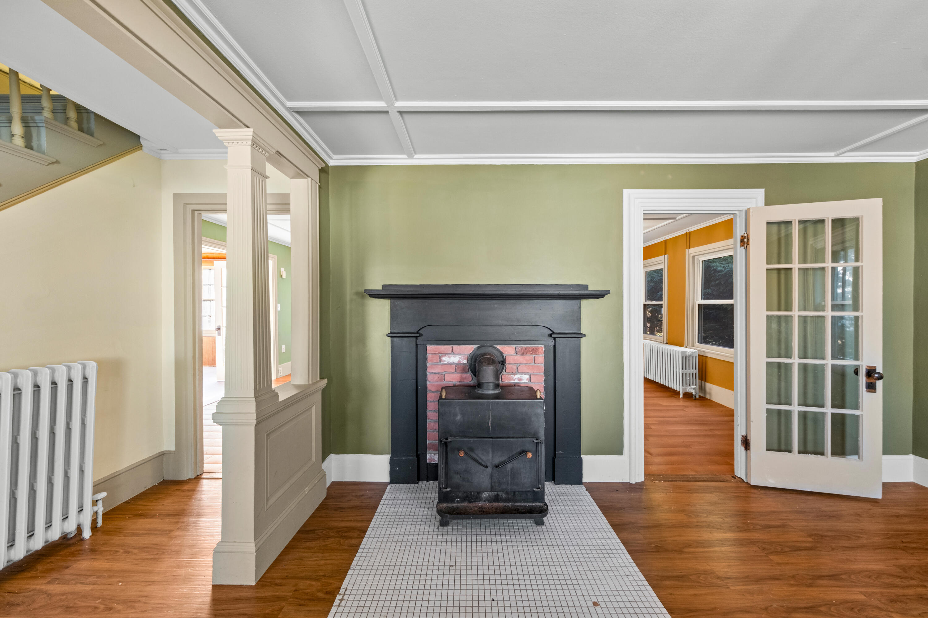 84 Pleasant Street