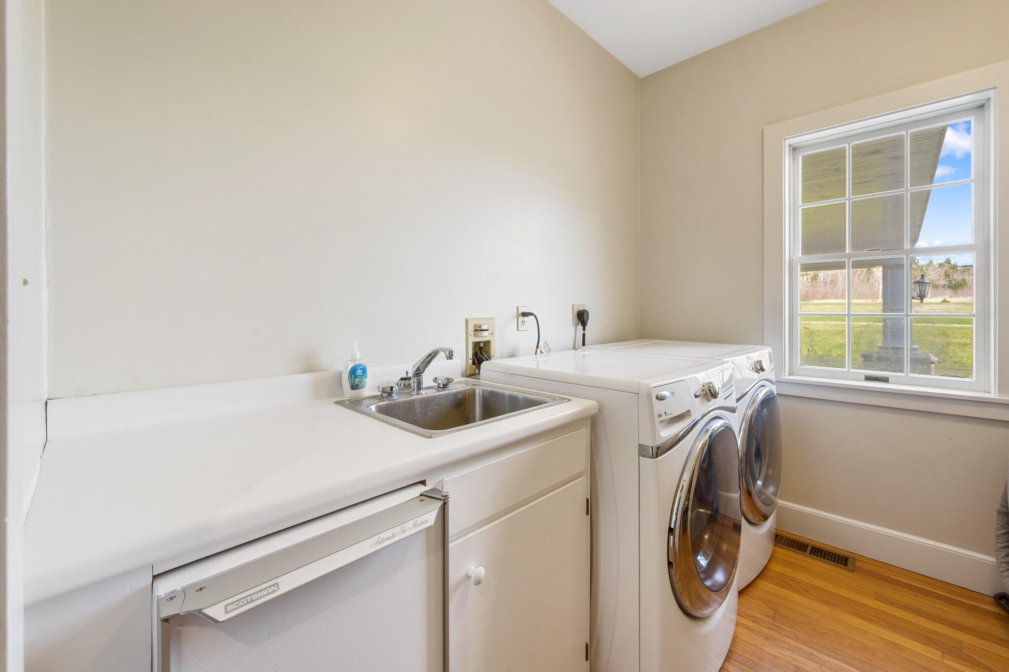 684 Falls Bridge Road, Blue Hill, ME, 04614