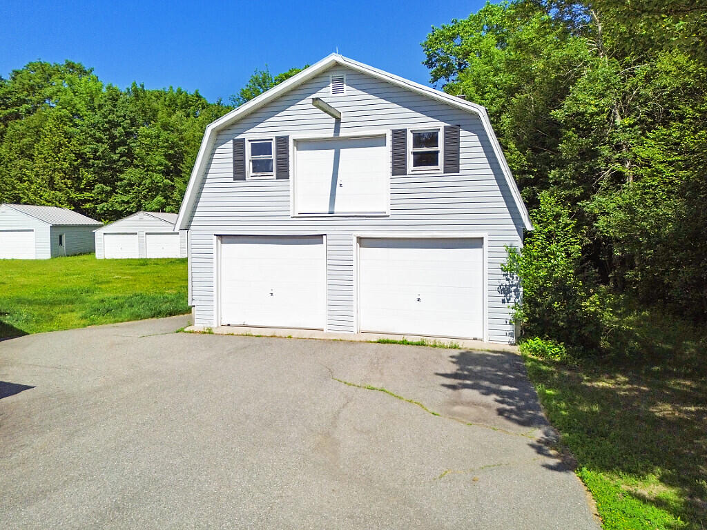 1650 N Belfast Avenue, Vassalboro, ME 04989 6