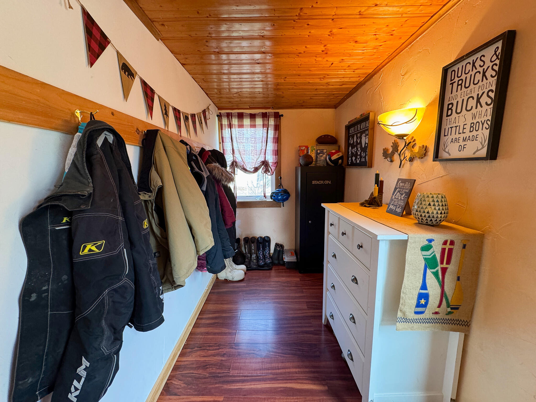 96 Houlton Road, Island Falls, ME, 04747