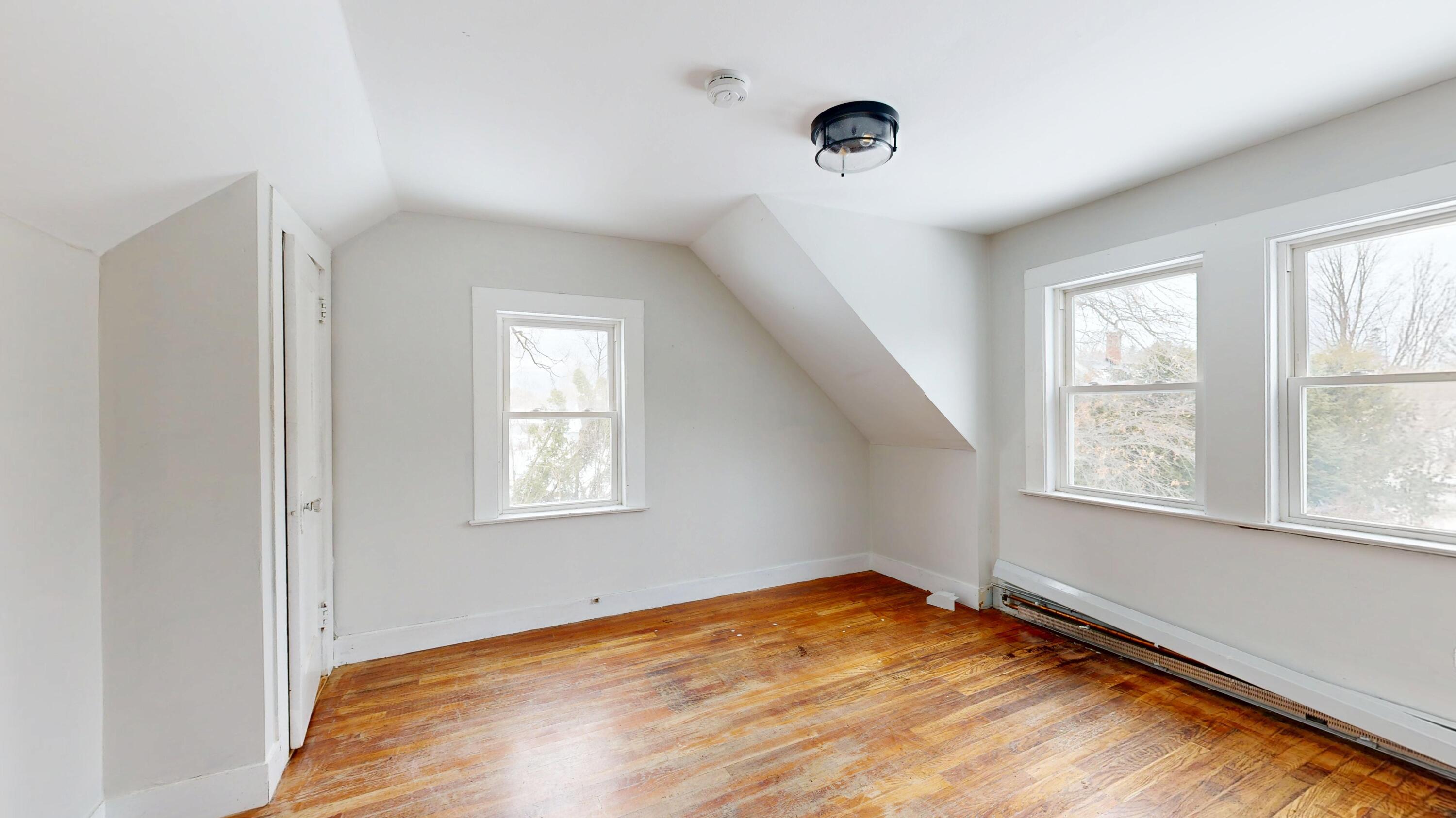 121-123 Oak Hill Road, Auburn, ME, 04210