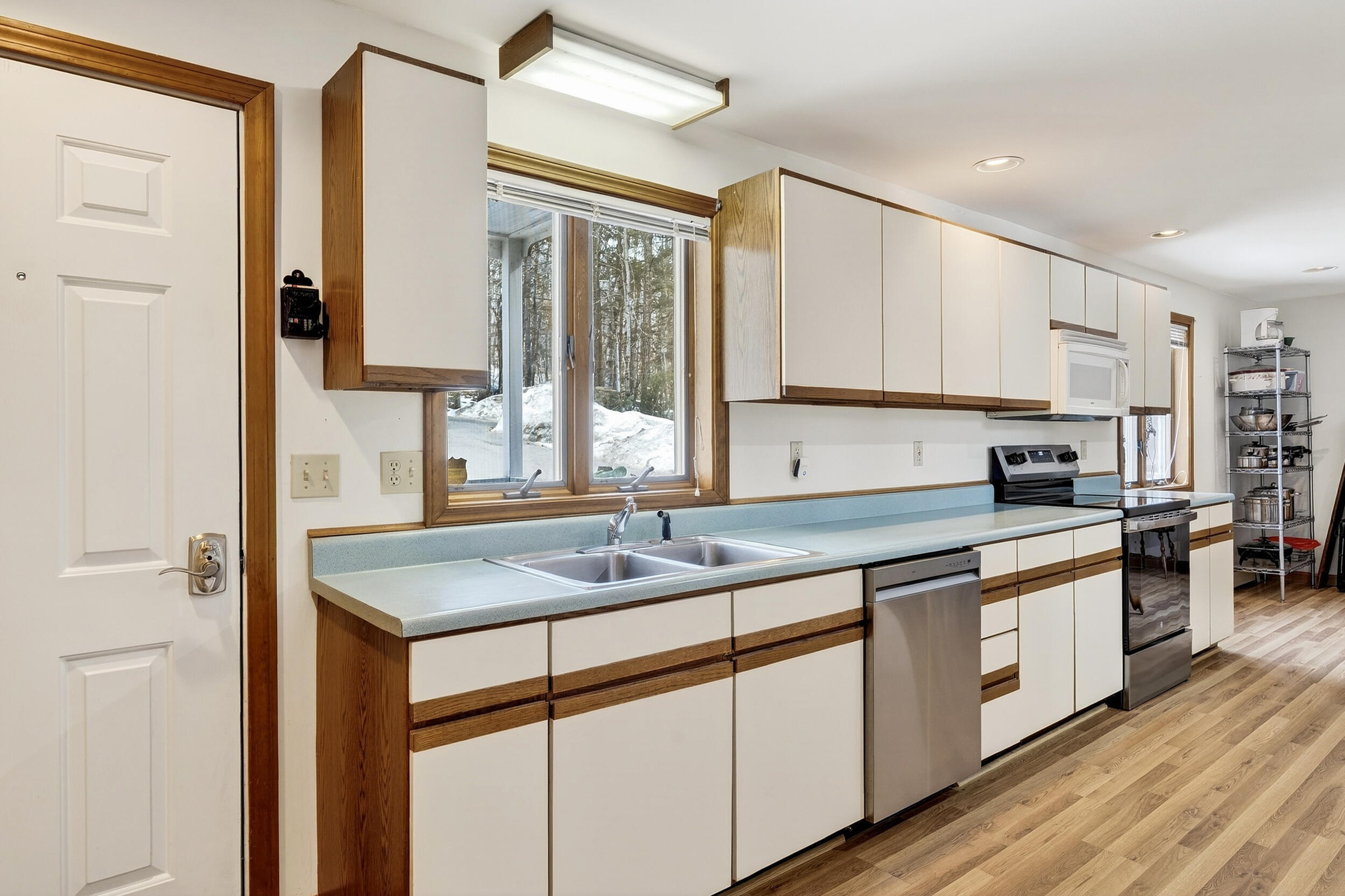 45 E Shore Drive, Harrison, ME, 04040