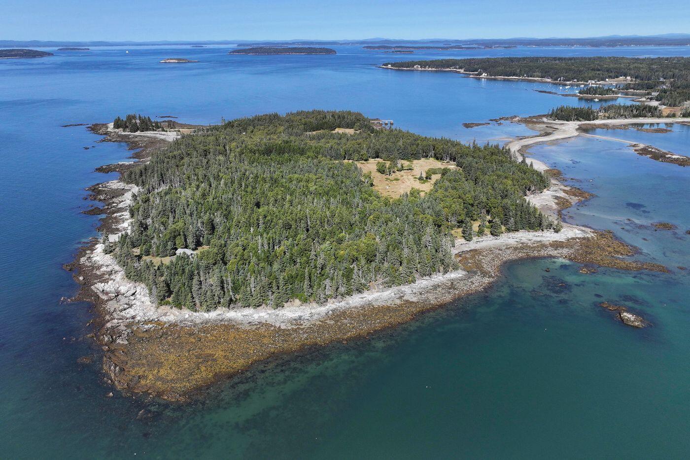 Lot 001 Sheephead Island, Deer Isle, ME, 04627