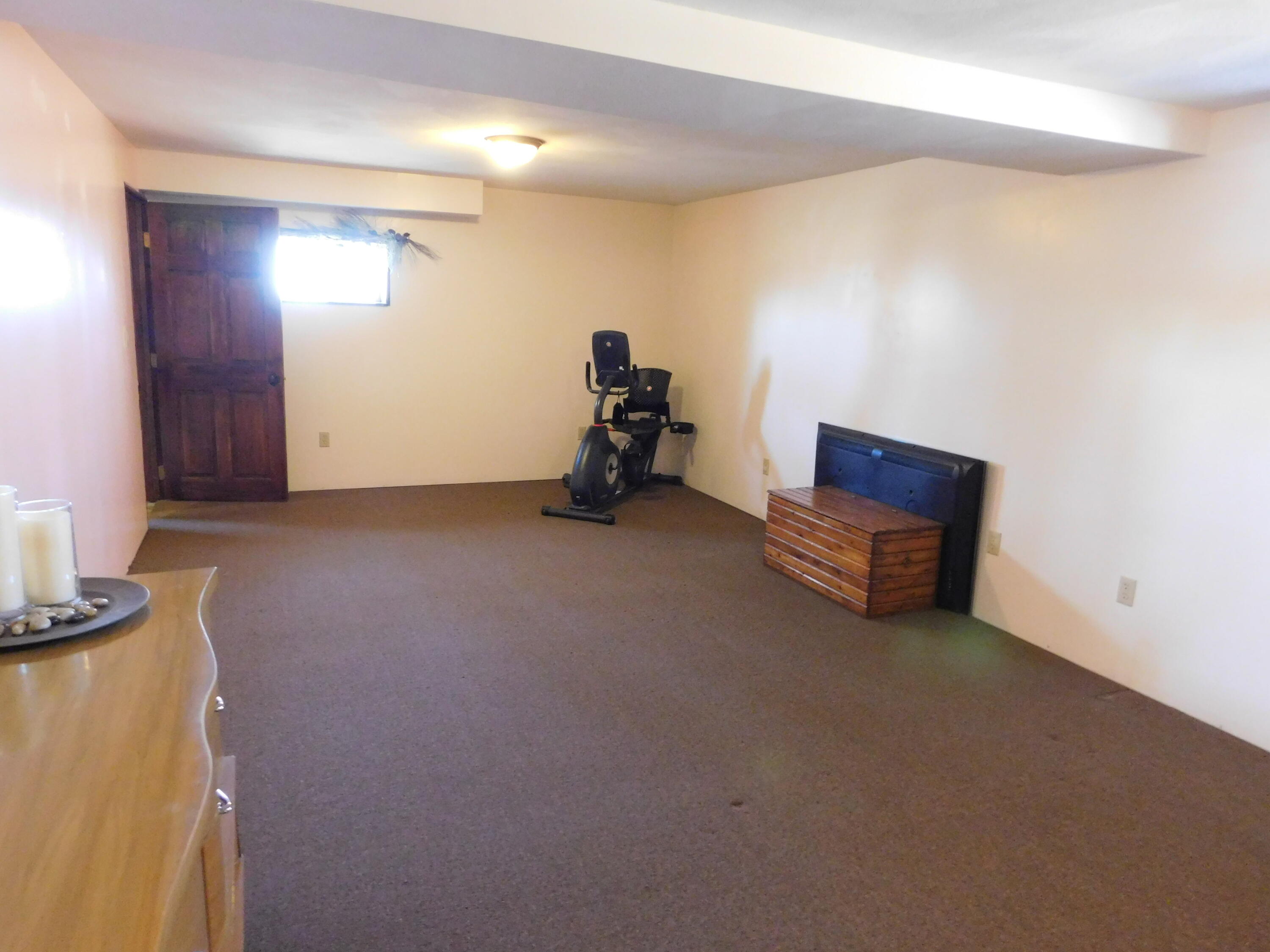 557 Enfield Road, Lincoln, ME, 04457