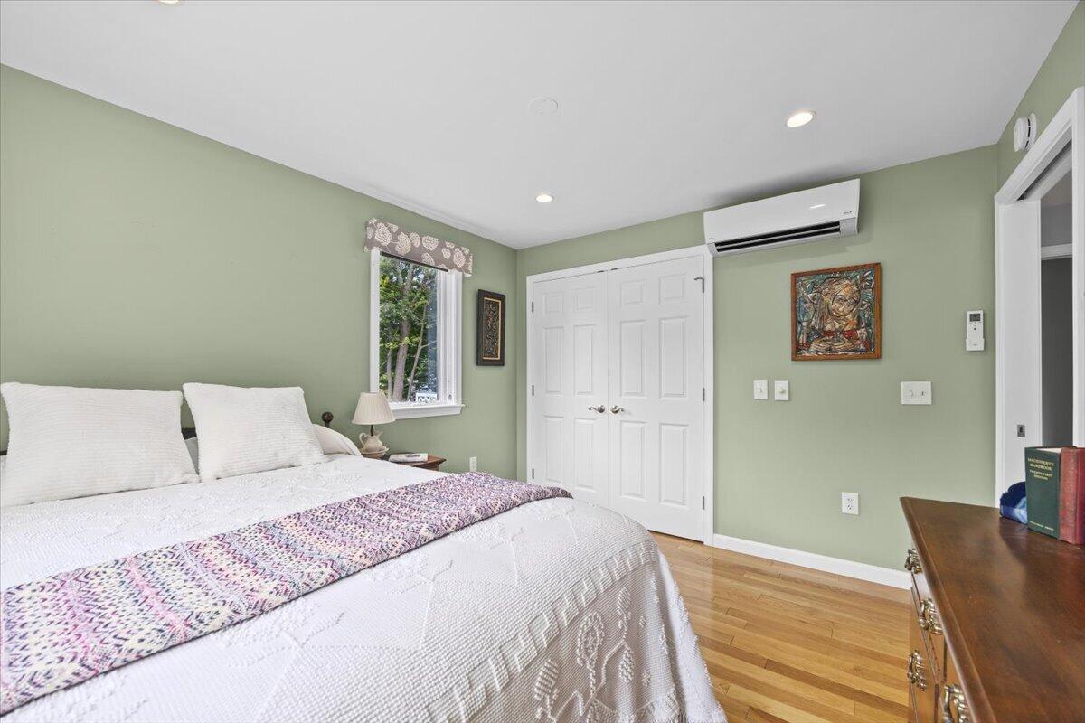 40 Old Neck Road, Scarborough, ME 04074 Bedroom 2