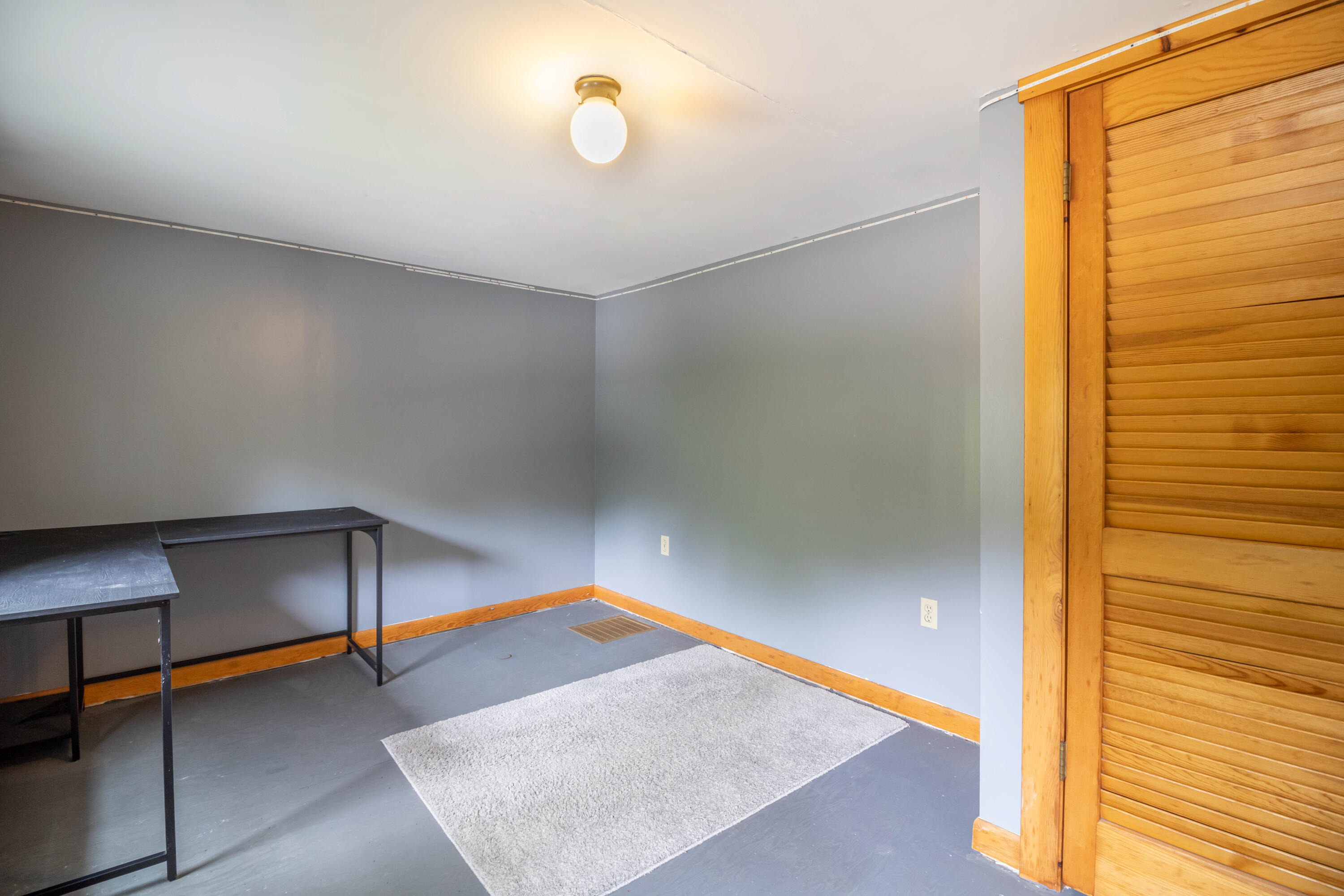 36 Kelley Road, Orono, ME, 04473