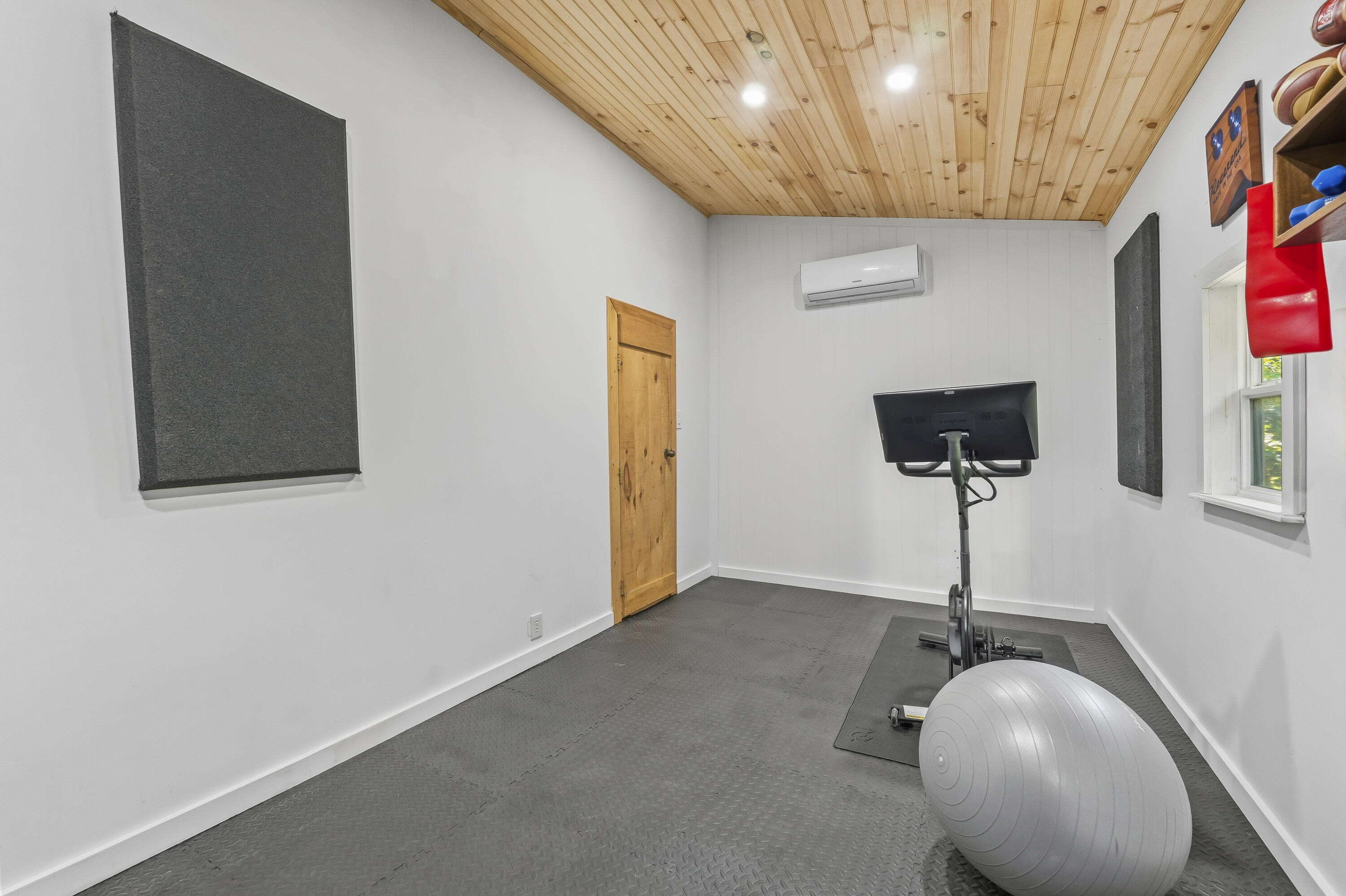 Exercise Room with heating/cooling