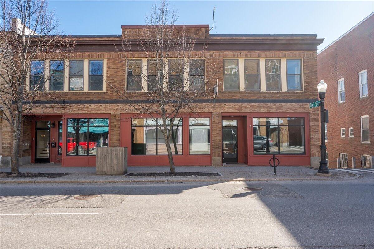 Homes for Sale in Rockland, ME – Art, Coastline, and Real Estate