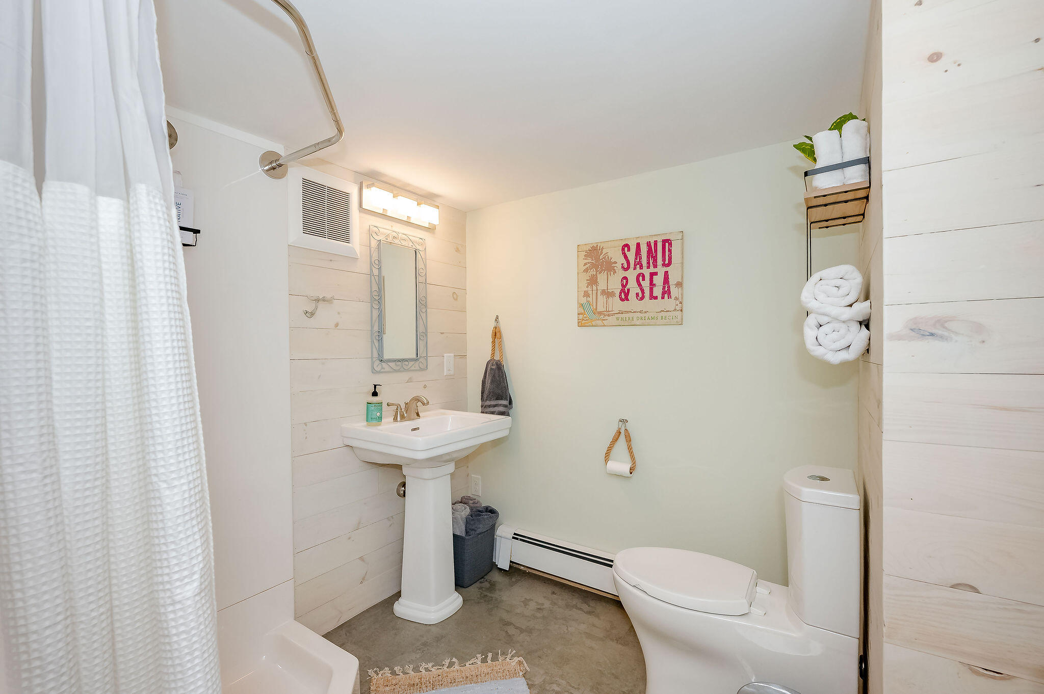 281 York Street, York, ME, 03909