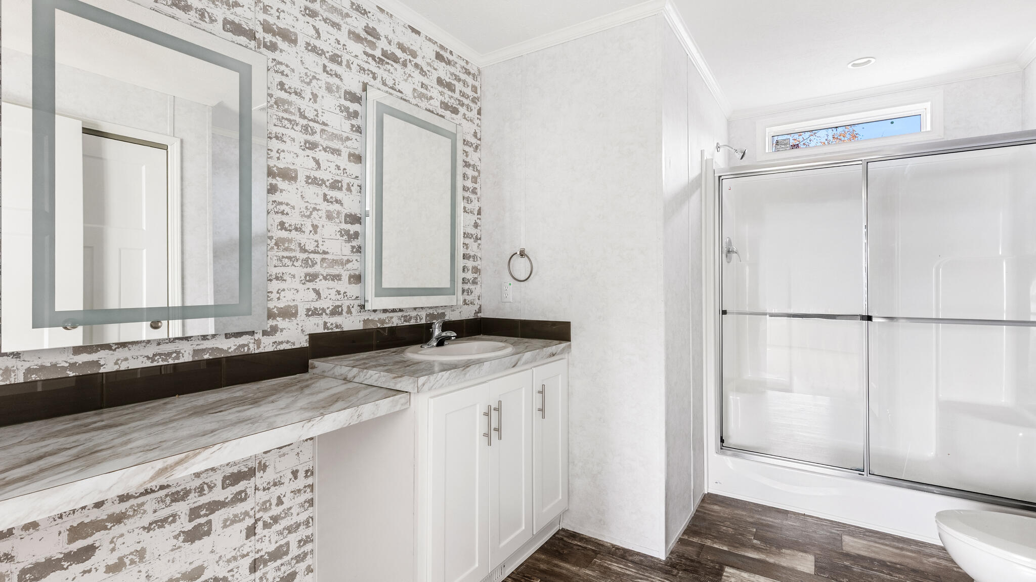 30 Main Road, Holden, ME, 04429