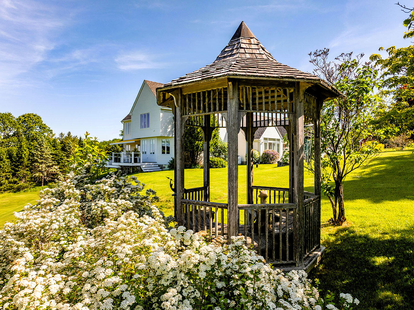 269 Mill Street, Rockport, ME 04856 gazebo