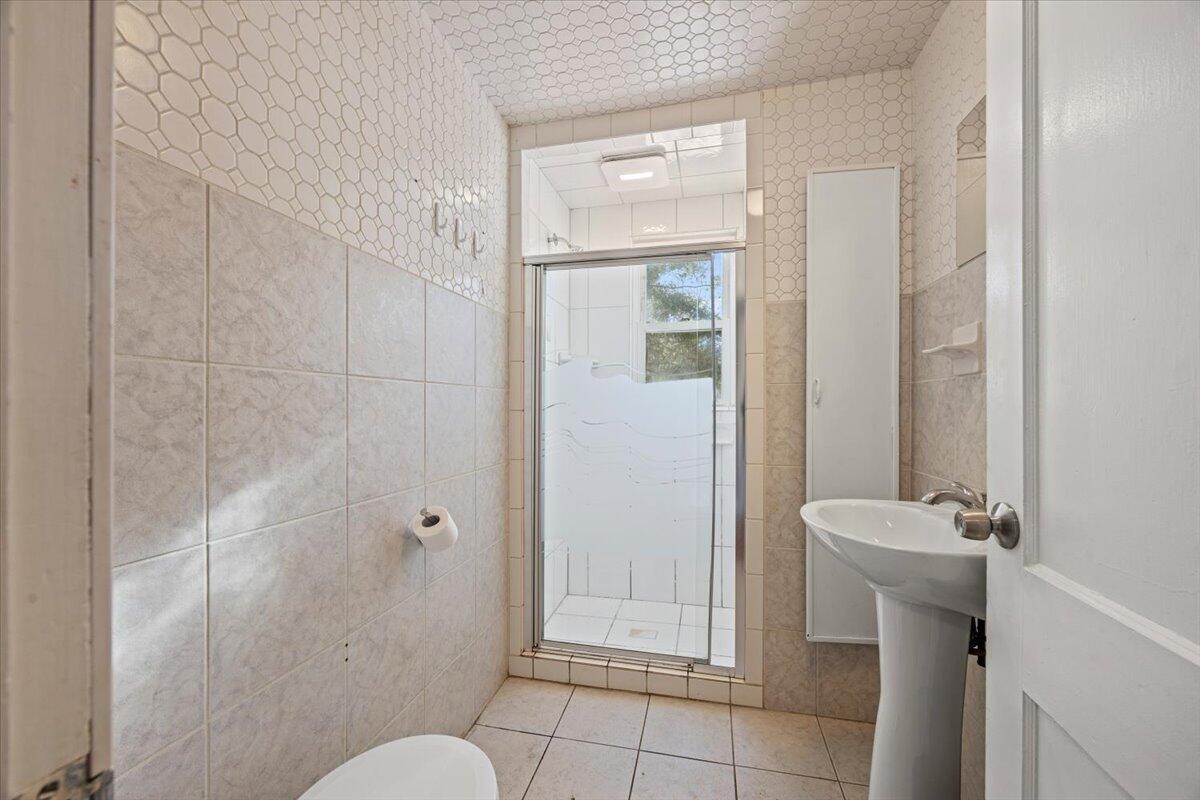 6 Decary Road, Biddeford, ME, 04005