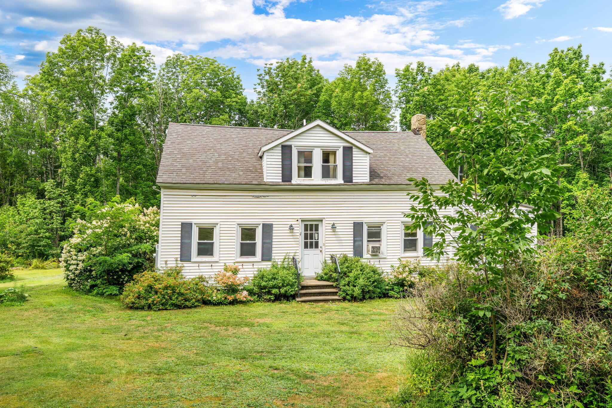 12-web-or-mls-335-upper-dedham-rd