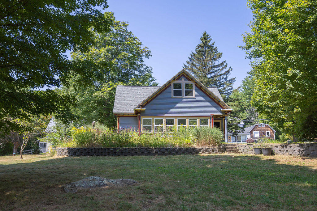 72 Main Street, Peru, ME, 04290