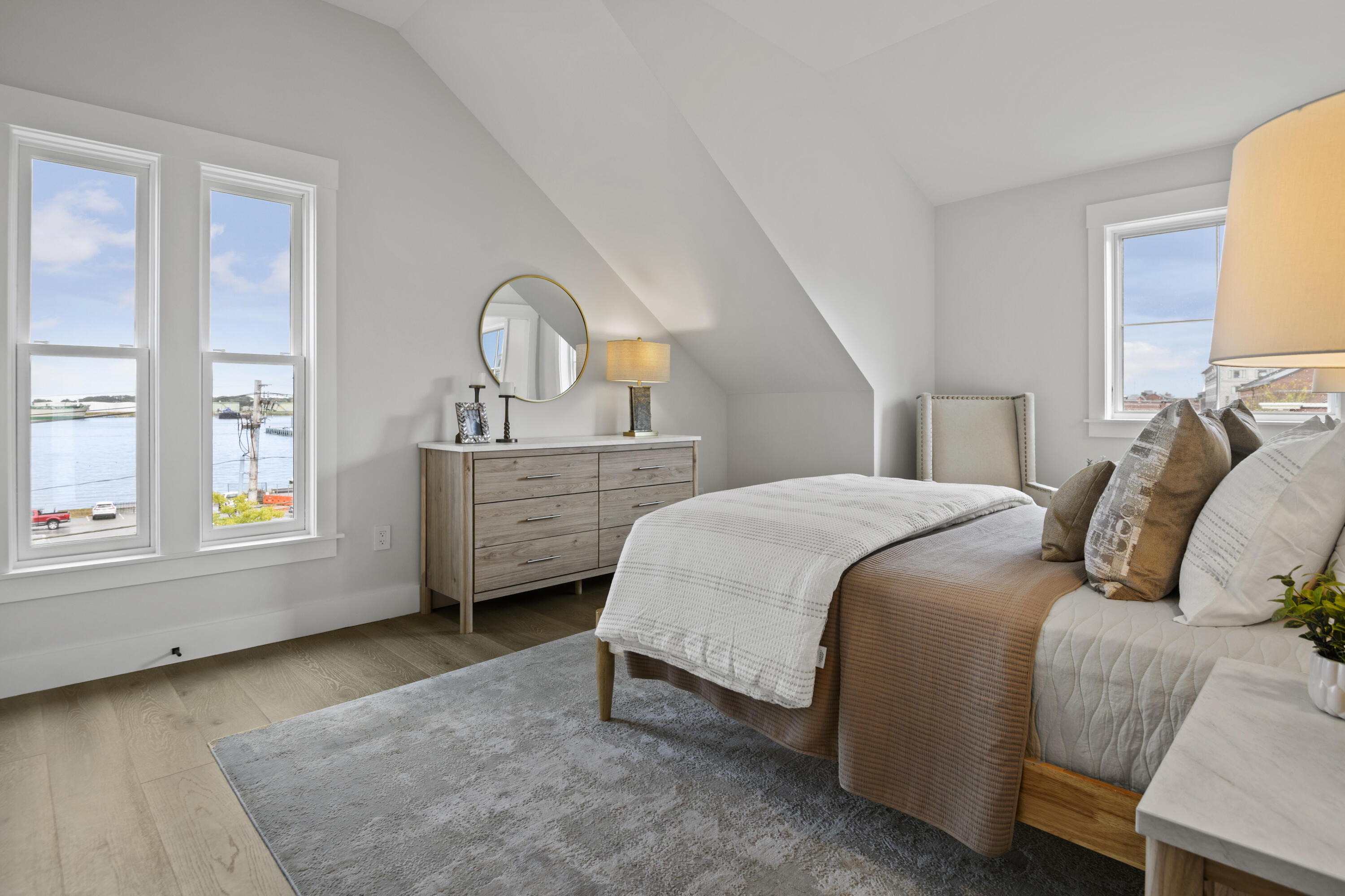 2 India Street UNIT 4, Portland, ME, 04101