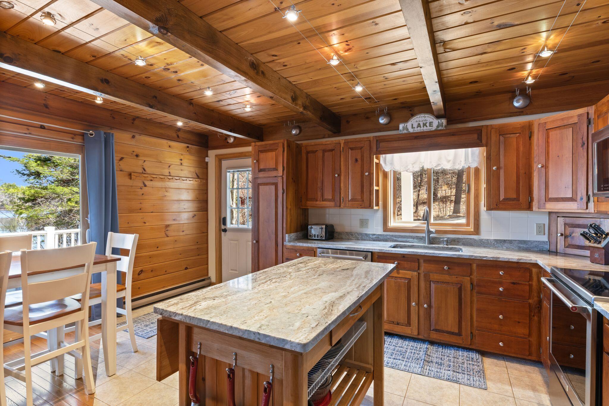 325 Concord Lane, Wakefield, NH, 03830