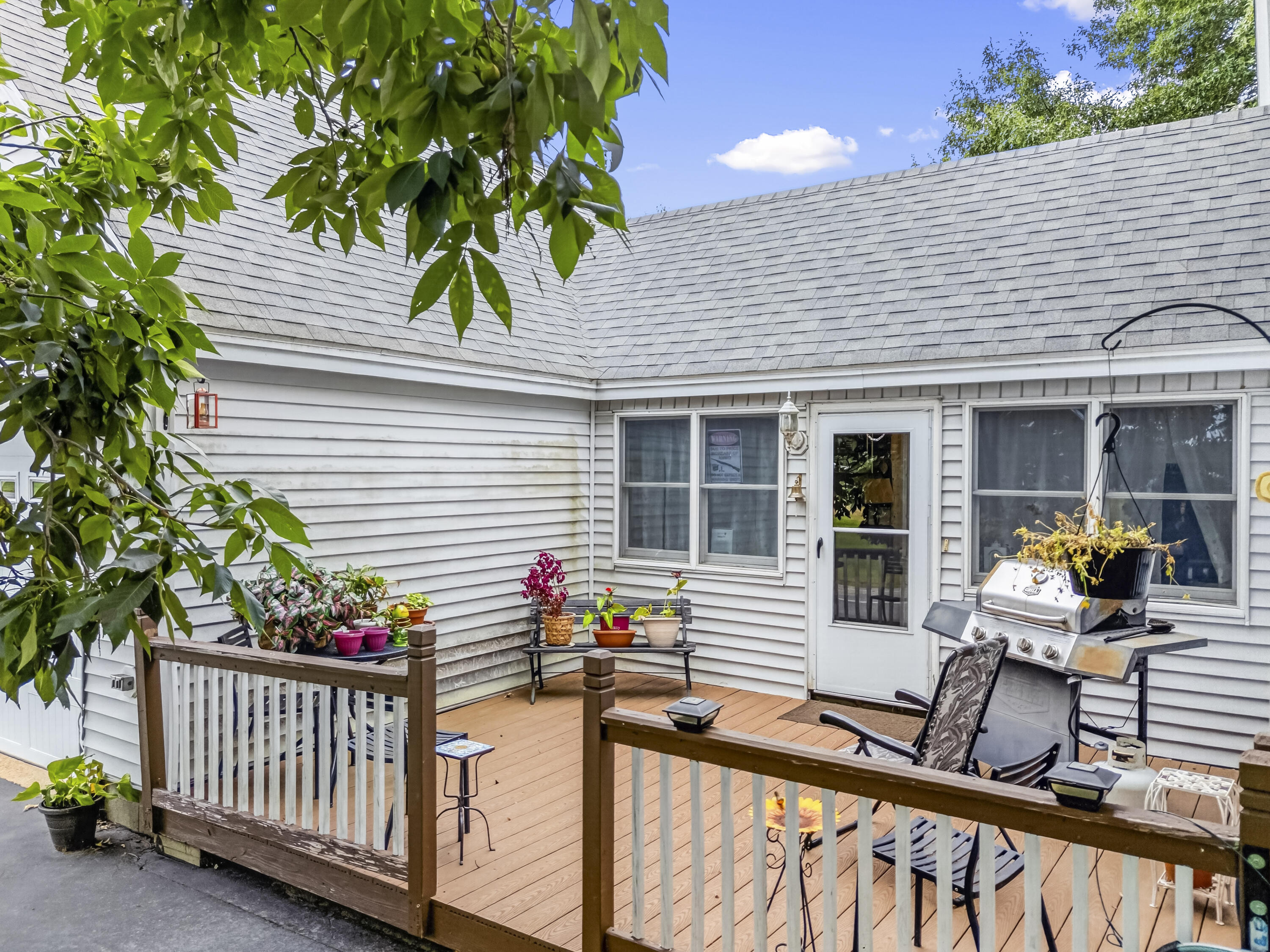 313 Portland Street, Berwick, ME 03901 Deck