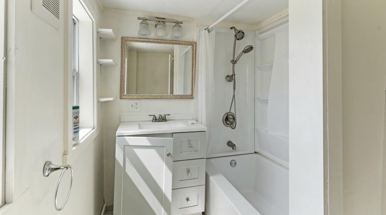 328 Town Farm Road, Farmington, ME, 04938