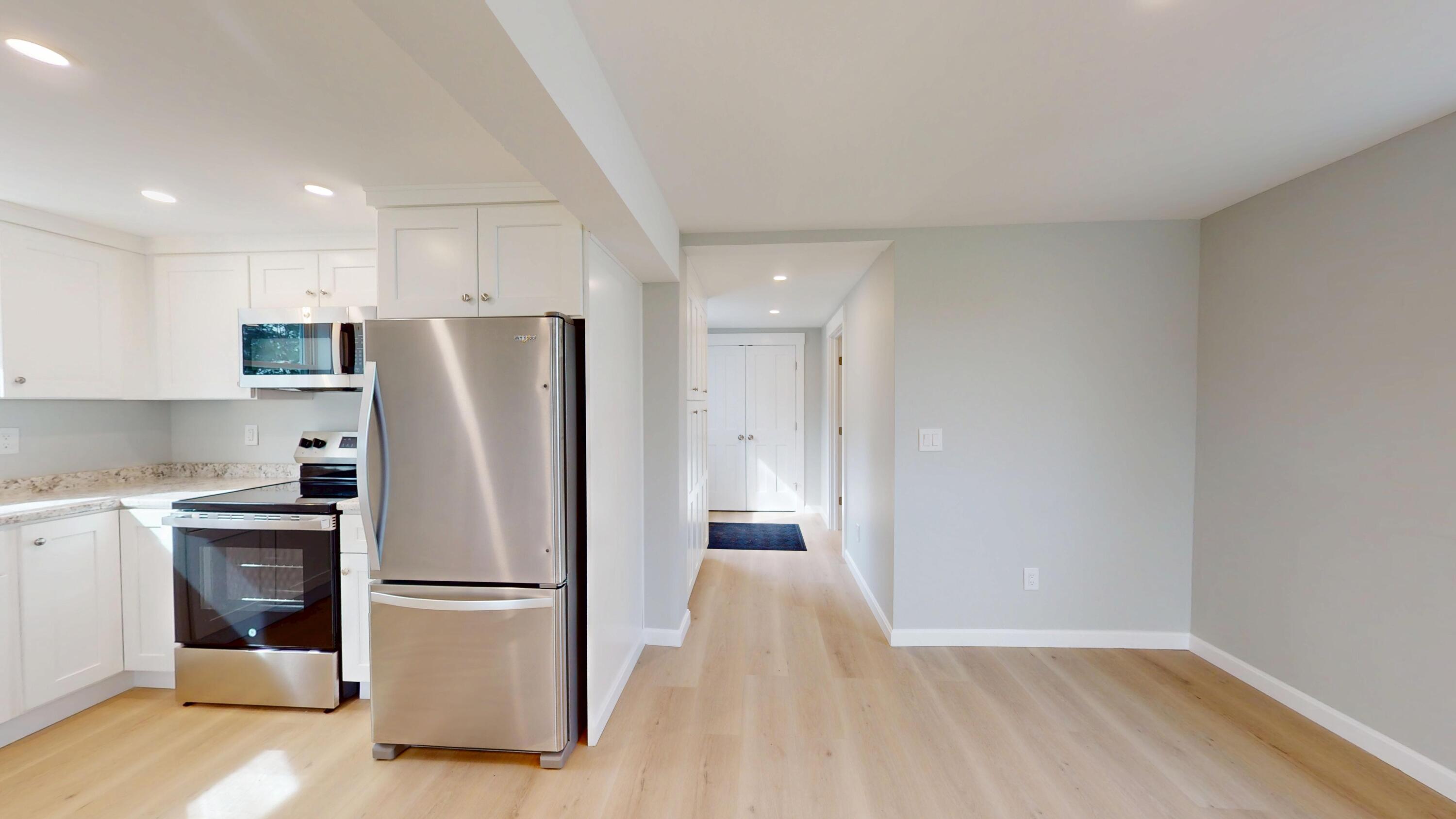 38 River Road, Howland, ME, 04448