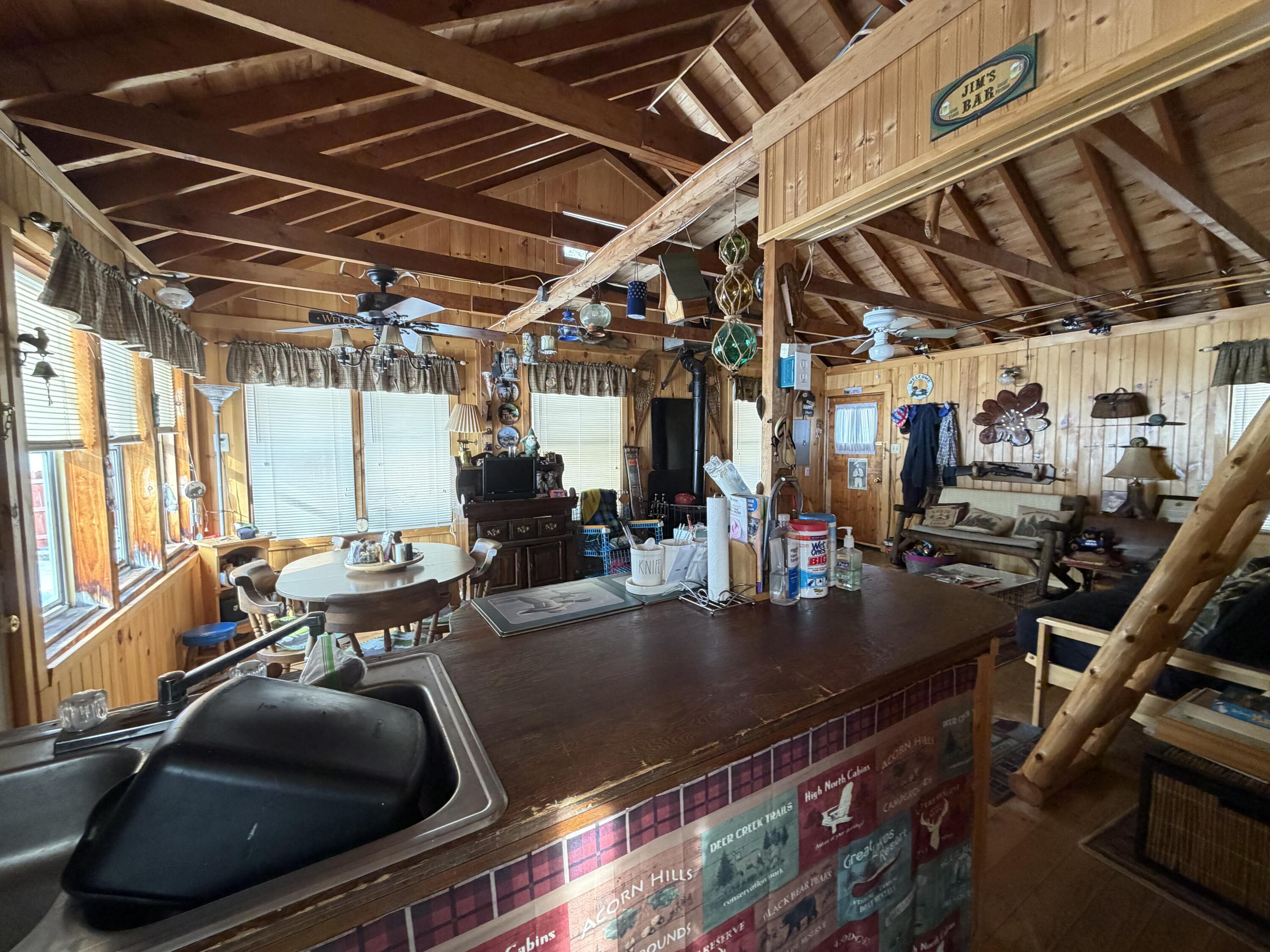 76 Hoover Lane, Lincoln, ME, 04457