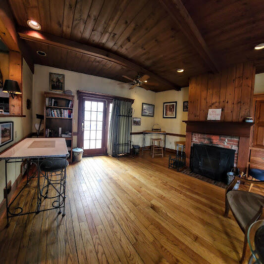12 Schoolhouse Lane, Hampden, ME, 04444