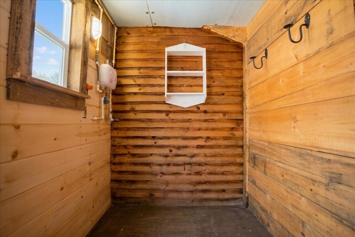 7 Abbott Hill Road, West Paris, ME, 04289