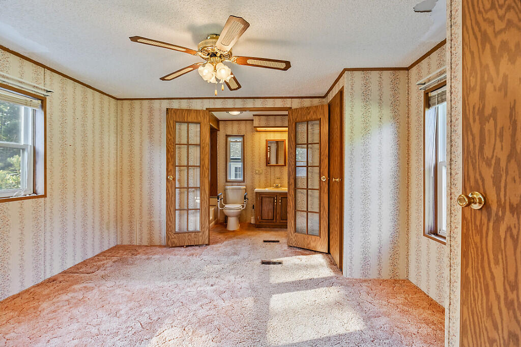 41 Milkweed Lane, Sidney, ME, 04330