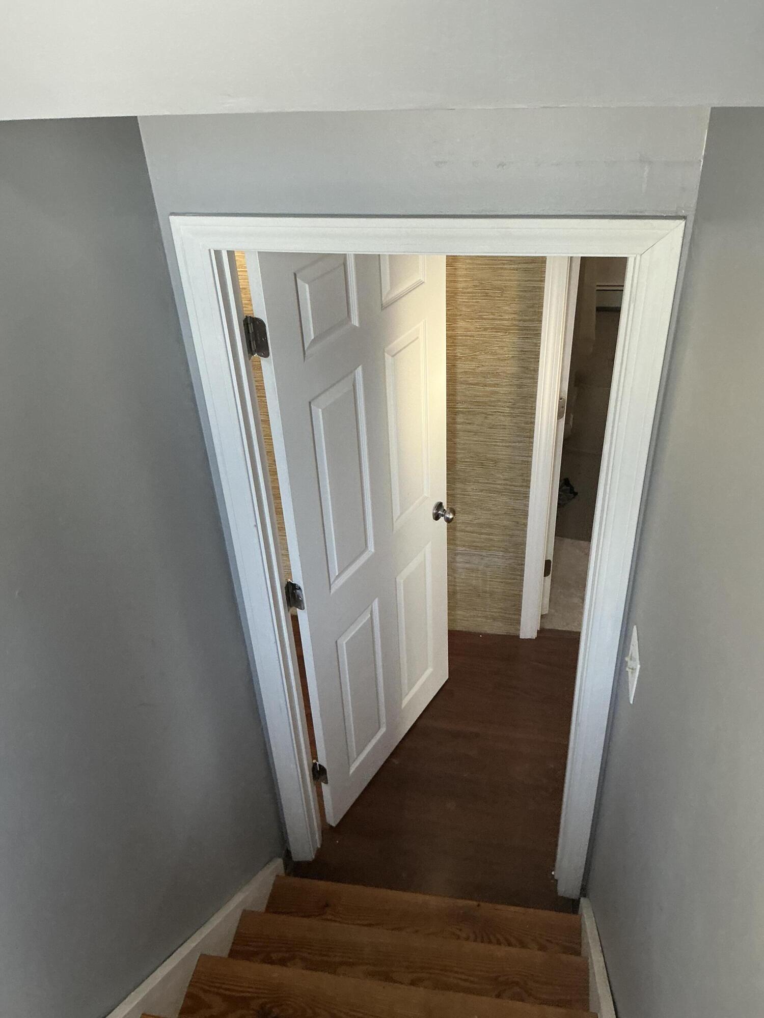1 Carolyn Street, Topsham, ME, 04086