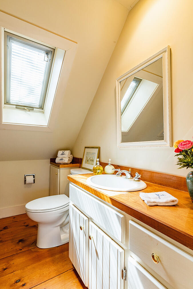 8 Chestnut Hill, Camden, ME, 04843