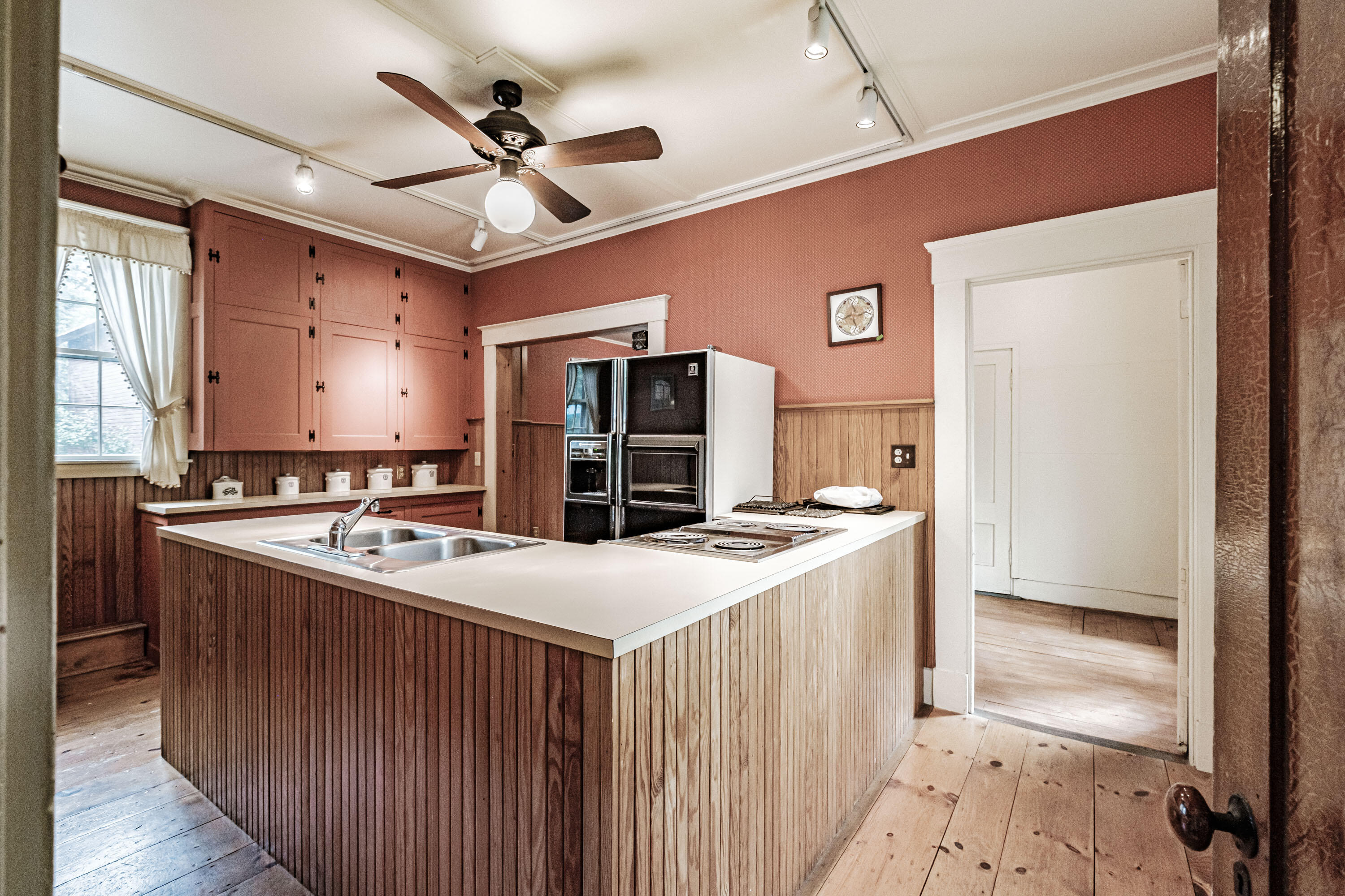 8 Vernon Street, Bethel, ME, 04217