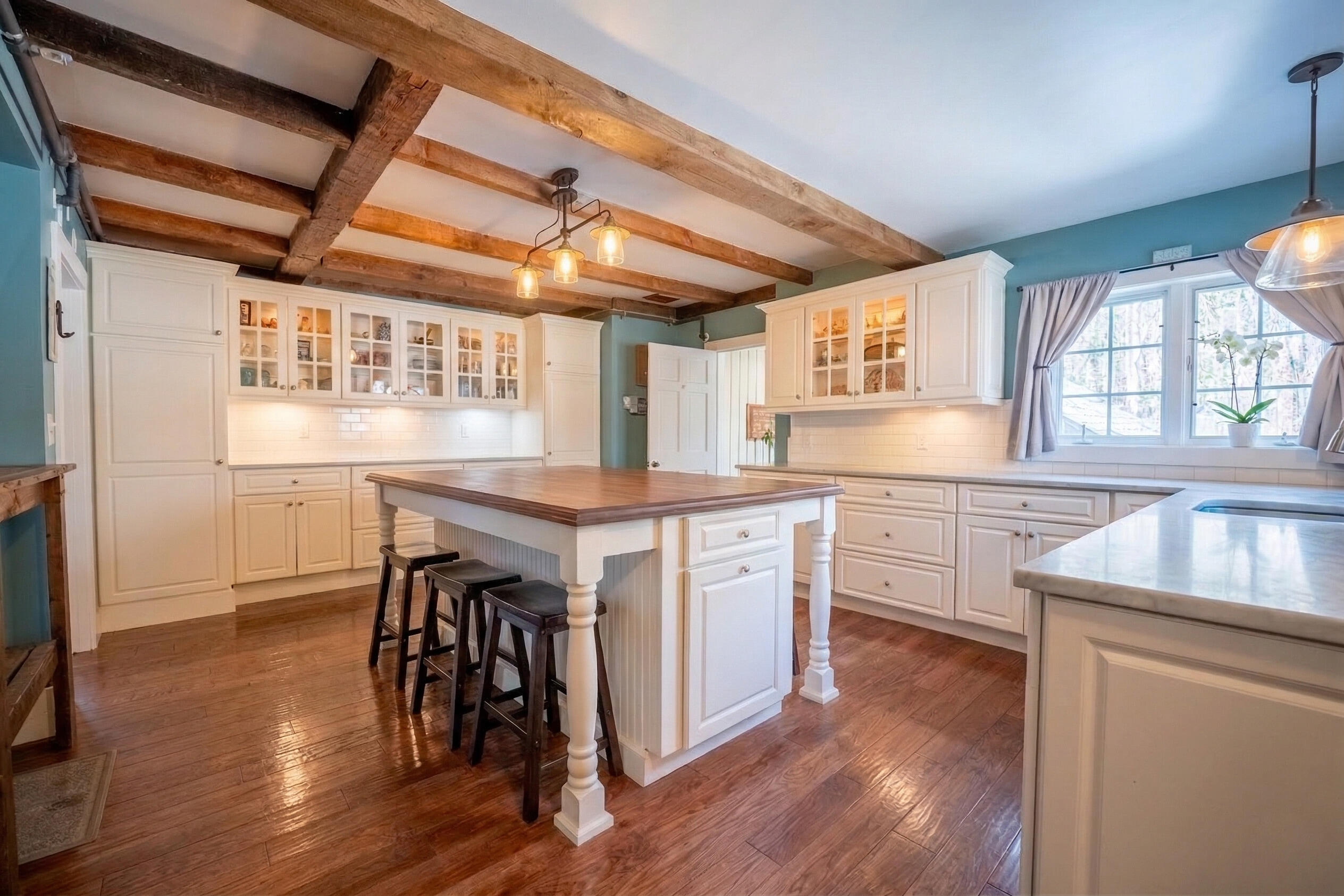 2 River Road, York, ME, 03902