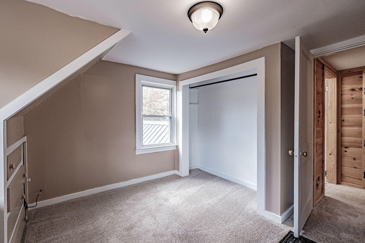 51 Howe Hill Road, Greenwood, ME, 04255-3021