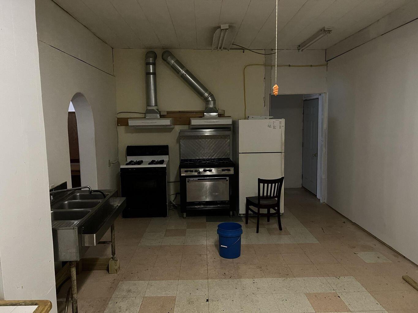 96 Penobscot Avenue, Millinocket, ME, 04462