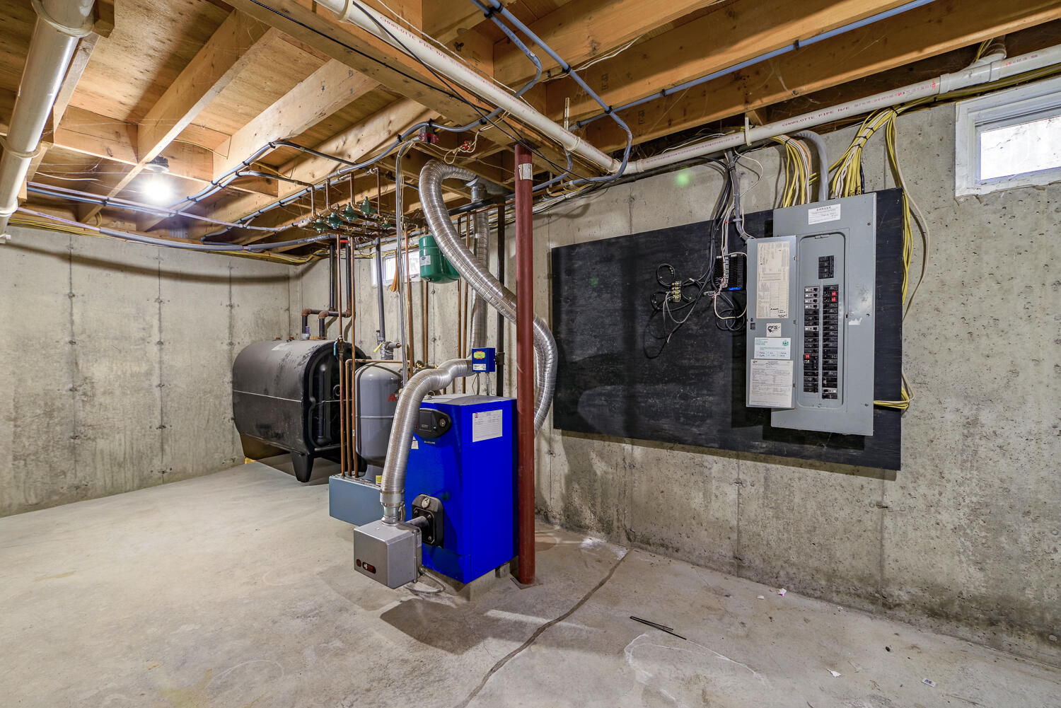 27 Campbell Drive, Northport, ME, 04849